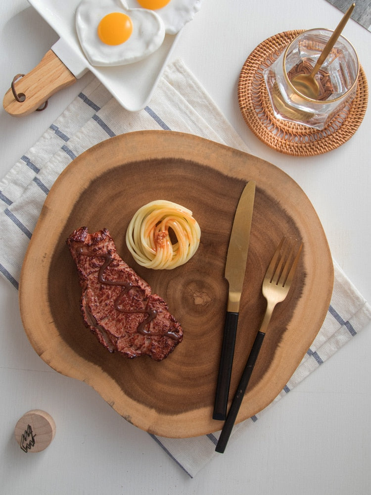 Wooden Stump-Shaped Cutting Board